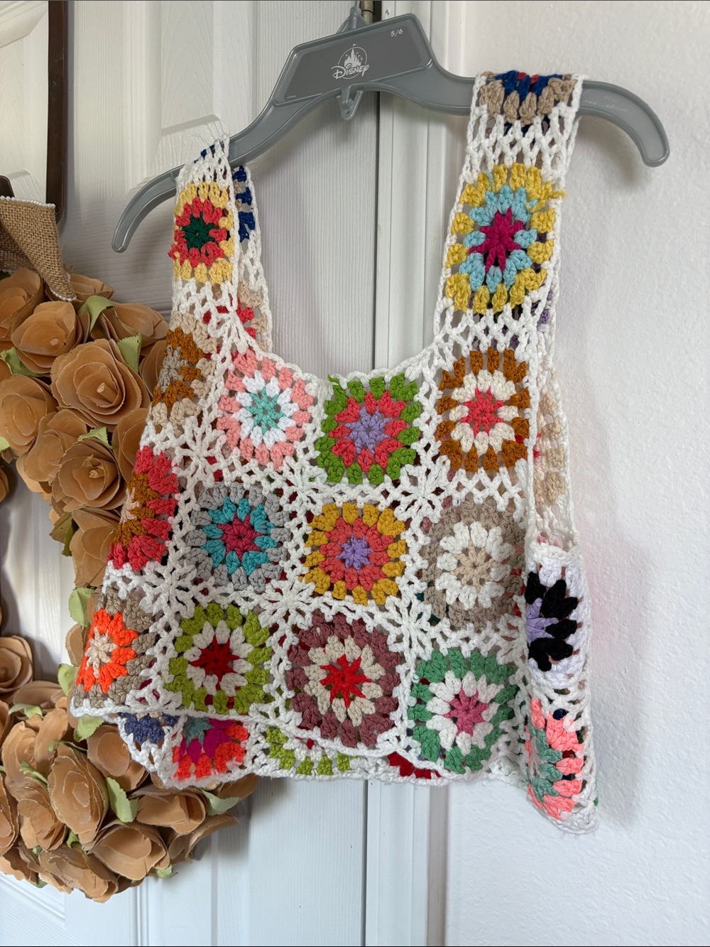 Gorgeous Crochet Flower Crop Tank Top